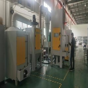 碳纖維冰球桿自動噴砂機